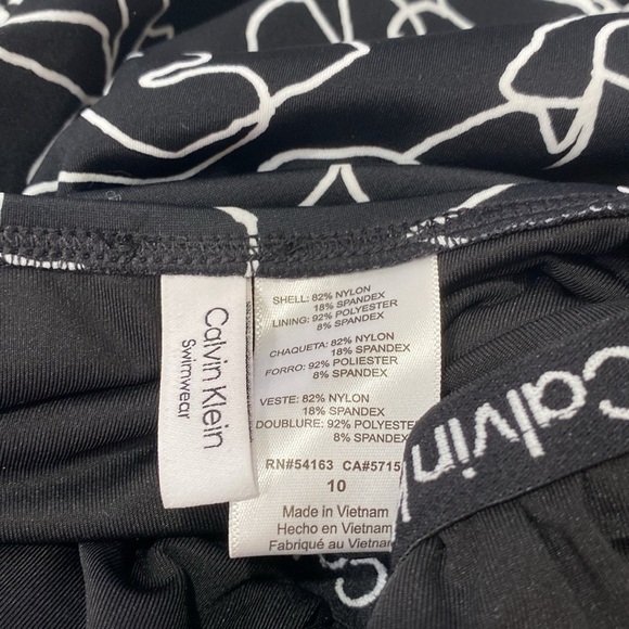 Calvin Klein Starburst One Piece Size 4 - Picture 3 of 7